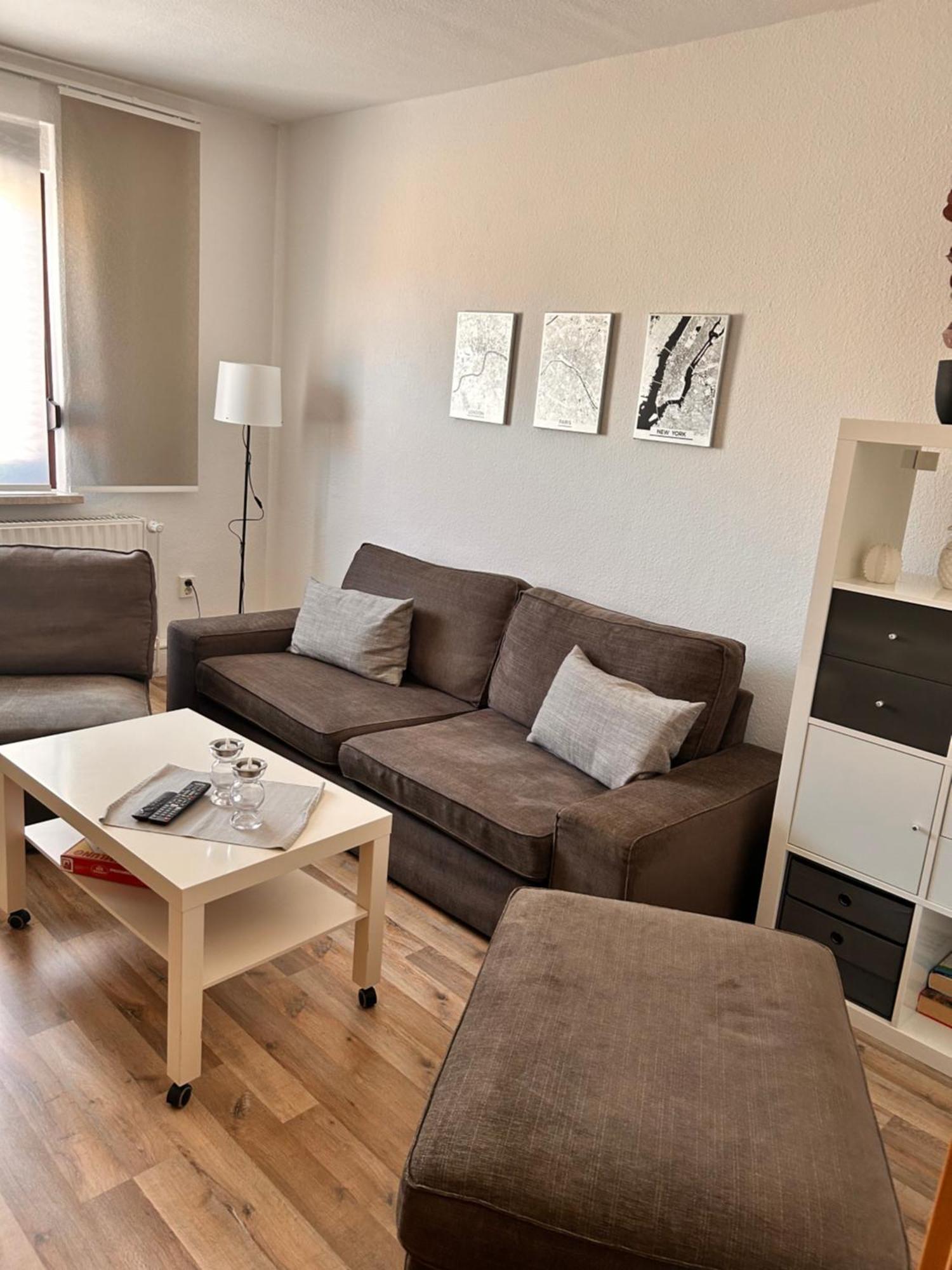 Schoene 2 Raum-wohnung In Etgersleben